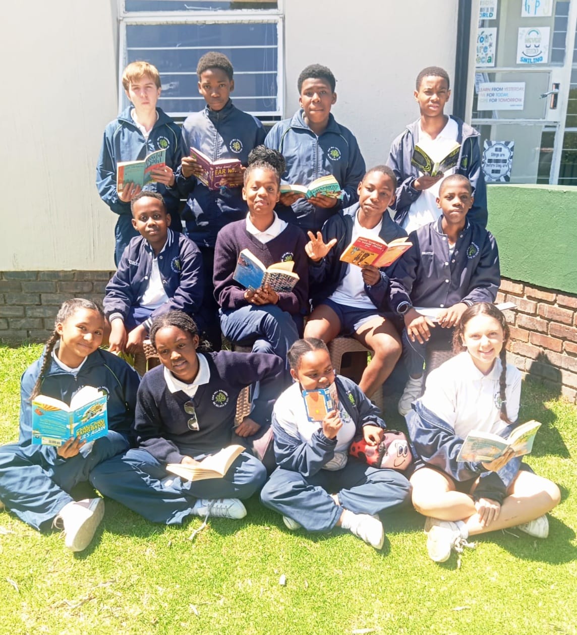 Oak Hill learners reading